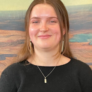 Brooke Yarnell Headshot
